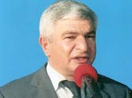 Şahin Məmmədov bütün ailə üzvlərini Avropa turnesinə hansı pulla aparır?