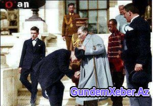 Kralın Atatürk qarşısında əyildiyi an