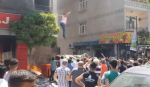 Türkiyədə hamilə qadın 2-ci mərtəbədən belə tullandı