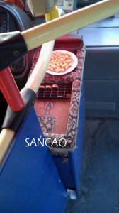 Avtobus sürücüsü pivə içə-içə sərnişin daşıyır - Foto
