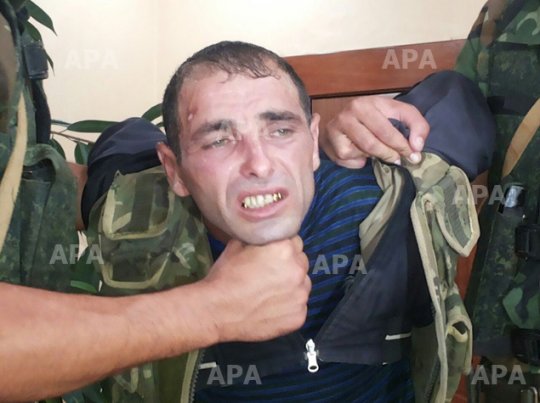 Əsir erməni Şəmkir hərbi birləşməsinə aparılıb — FOTOLAR