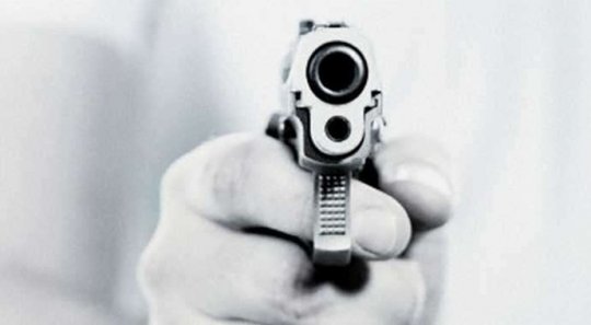Bakıda mağazaya girib atəş açdılar
