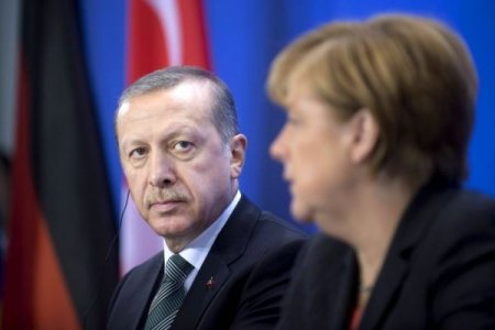 Ərdoğandan Merkelə: “Bizi niyə dinlədin?”