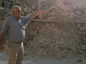 İcra başçısı 3 milyonluq obyekti sökdürdü