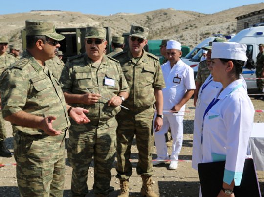 Azərbaycan Ordusunun irimiqyaslı təlimlərindən yeni görüntülər - Fotolar