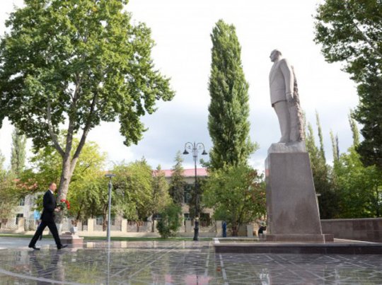 Azərbaycan prezidenti İsmayıllı və Qəbələ rayonlarına səfər edib