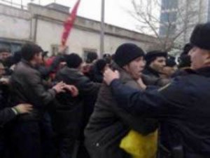 Sumqayıtda sələfilərlə xəvariclərin qanlı atışması “Qəmzə”yə görə düşüb
