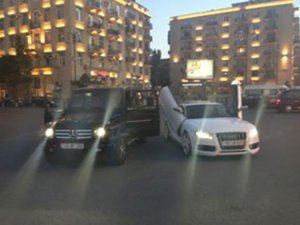 Bakını dağıdan və DYP-də mövcud olmayan 90 MP 090 nömrəli maşınlar kimindir... (Fotolar, Video)
