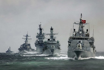 Neftə görə Aralıq dənizində hərbi qarşıdurma başladı, Bakı kənara çəkildi