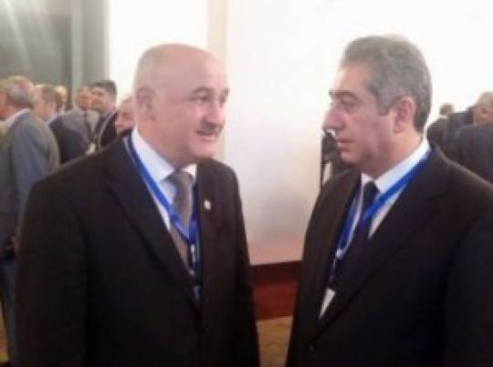 Müsavatda qalmaqallı müşavirə...