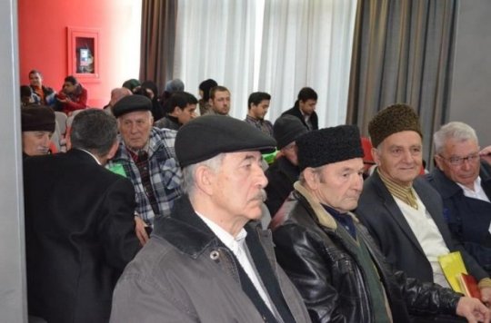 Söyün Sadıqov Putinin göstərişi ilə Krımda tatar qurultayı keçirdi - (Fotolar)