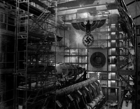 Hitler və yadplanetlilər - ŞOK FAKTLAR + FOTOLAR