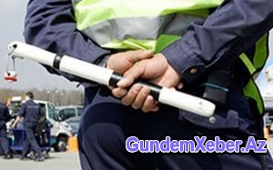Azərbaycanda rüşvətə görə həbs edilən polis işinə qaytarıldı