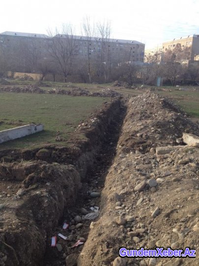 Gəncədə məktəbin meydançasını satışa çıxardılar- FOTO, VİDEO