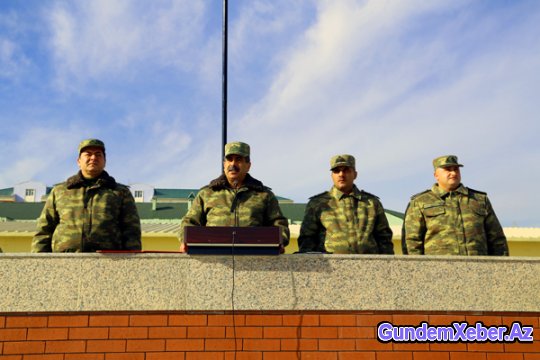 Zakir Həsənov ön cəbhədə (FOTO)