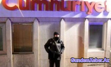 Polislər "Cumhuriyyət" qəzetini mühasirəyə aldı - Fotolar