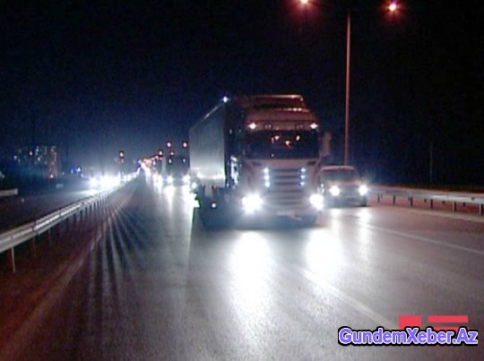 Bakı-Sumqayıt yolunda piyada vuruldu (FOTO)