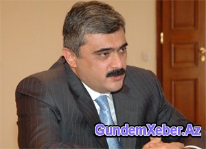 İcra başçısı Samir Şərifovu zərbə altında məmuru təhdid edir