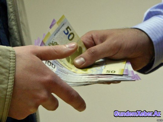 Vəzifəli şəxs rüşvət alarkən yaxalanmışdır