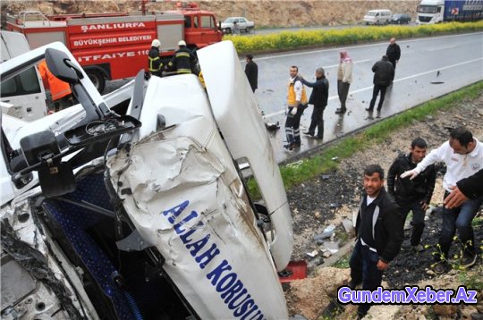  Türkiyədə ağır qəza: 13 ölü, 9 yaralı (FOTOLAR)