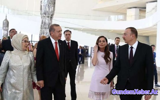 İlham Əliyevlə xanımı prezidentlərlə ziyafətdə - FOTOLAR