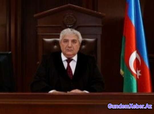 Zeyqəm Hüseynovun polis oğlu Sumqayıtda at oynadır
