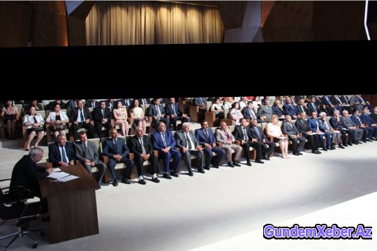 Şəmkir rayonunda orta məktəb direktorlarını aşağılamağın onlayn metodunu tapıblar.