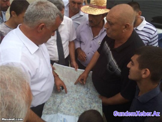 İdarə rəisinin sakinə cavabı: “Aralı dur, səndən iy gəlir” - FOTOLAR