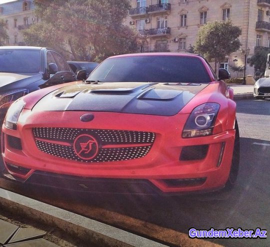 Azərbaycanın zəngin uşaqlarından yeni fotolar (FOTO)