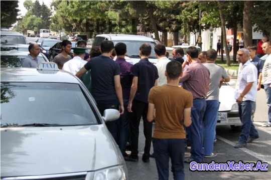 Sumqayıtda ara qarışdı: yol bağlandı, intihara cəhd olundu - FOTOLAR