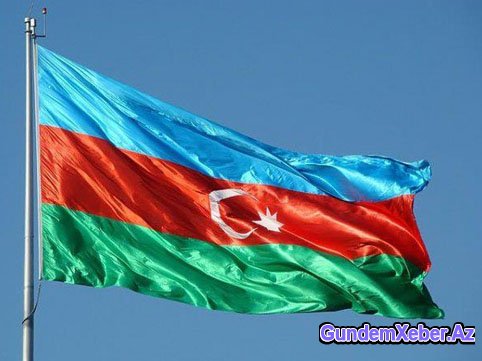 Uğrunda can verdiyimiz müqəddəs bayrağımız