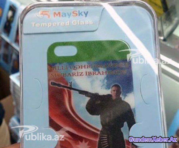 Mübariz İbrahimovun fotosu telefon üzlüyündə: Çində təbliğat, yoxsa ticarət? – MÜNASİBƏT/FOTO