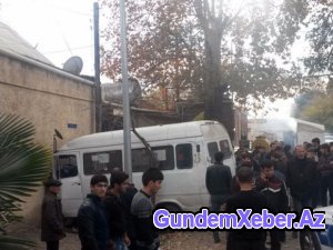 Sərnişin avtobusu divara çırpıldı: xəsarət alanlar var