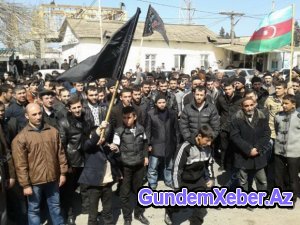 İcra hakimiyyəti Nardarandakı dini bayraqları yığışdırmağa başladı