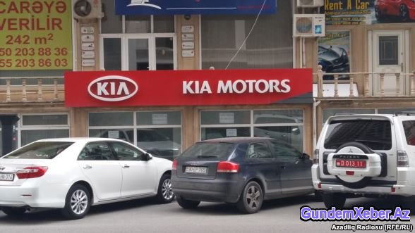 Bakıda bağlanan dükanlar, restoranlar, maşın salonları- [Fotolar]