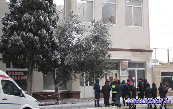 Bakıda univermaq çökdü - Dağıntılar altında qalanlar var+Fotolar