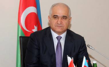 Millət vəkili: "Şahin Mustafayevin baş verənlərdən bir anlayışı varmı?"