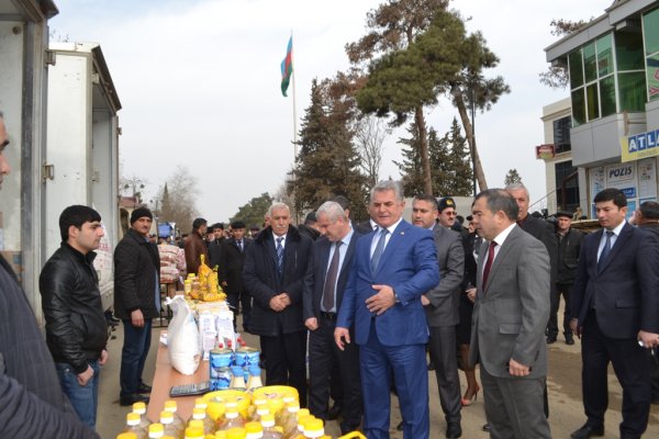 Biləsuvar rayonunda 2015-ci ilin sosial-iqtisadi inkişafının yekunları və qarşıda duran vəzifələrə həsr olunmuş hesabat yığıncağı keçirildi.