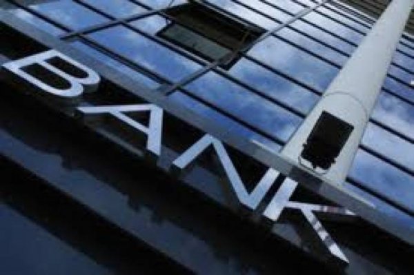 “Texnikabank”ın minlərlə müştərisi əmanətlərini ala bilmir