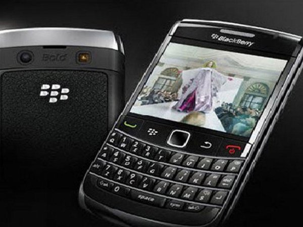 "BlackBerry" istifadəçilərinə daha bir bəd xəbər