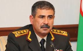Zakir Həsənov Şəmkirin icra başçısını döyüb