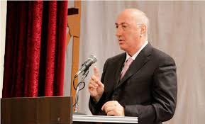 Zakir Fərəcovun ata mülkünə çəkdirdiyi yol və aldadılan bələdiyyə sədri – VİDEOFAKT