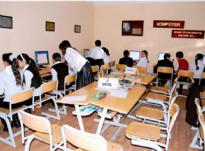 Korrupsiya yuvasına çevrilən təhsil şöbəsi