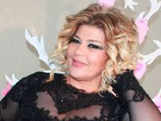 Akif Çovdarov Mətanət İsgəndərlini də şərləyərək pul alıb?
