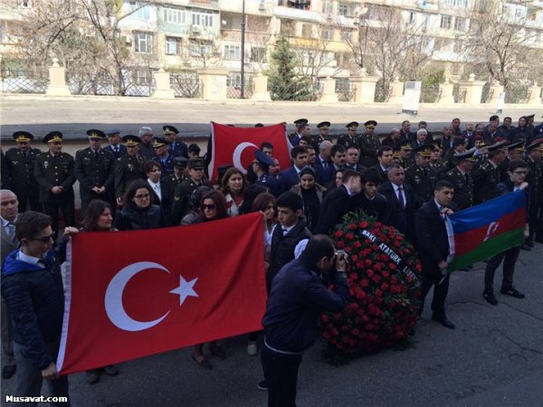 Şəhid pilotlarımız və polkovnik-leytenant dəfn edildi (Fotolar)