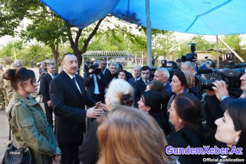 İlham Əliyev və xanımı cəbhə bölgəsində olub - [fotolar]