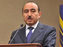 Cəmil Həsənlidən prezident köməkçisinə tutarlı cavab