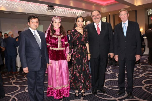 28 May - Respublika günü Londonda təntənəli şəkildə qeyd olunub