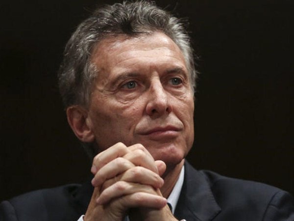 Argentina prezidenti xəstəxanaya yerləşdirildi