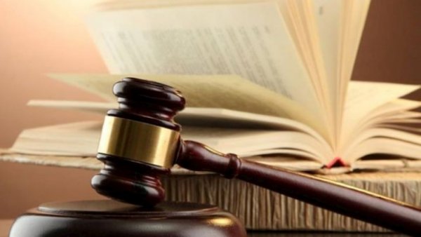 15 manata görə həmyerlisi ilə dava etdi
